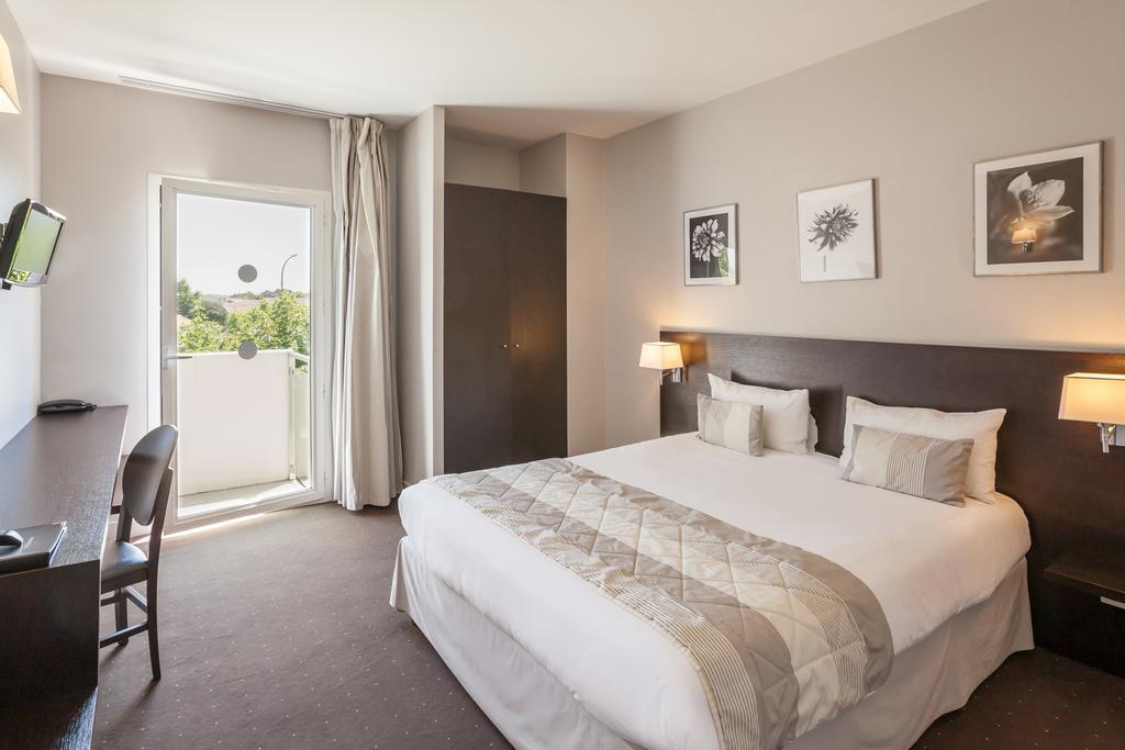 Hotel Alienor Langon  Δωμάτιο φωτογραφία