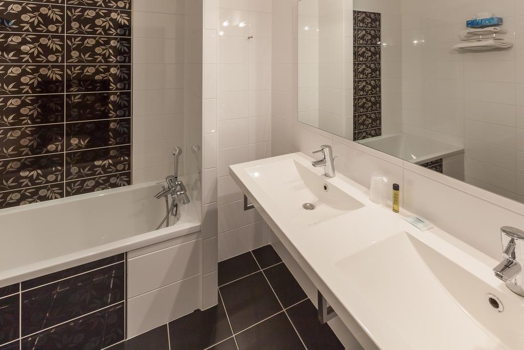 Hotel Alienor Langon  Δωμάτιο φωτογραφία